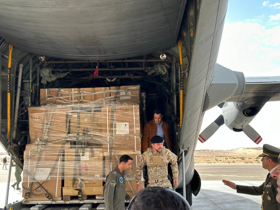 الهروط :  المستشفى الميداني الأردني  يحتوي على جميع الاختصاصات الطبية التي يحتاجها أهلنا في قطاع غزة.