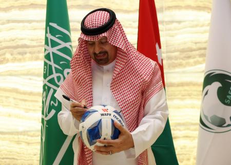اتفاقية بين مركز الملك سلمان للإغاثة واتحاد غرب آسيا والاتحاد السعودي لكرة القدم