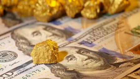 الذهب يرتفع بعد تراجع الدولار