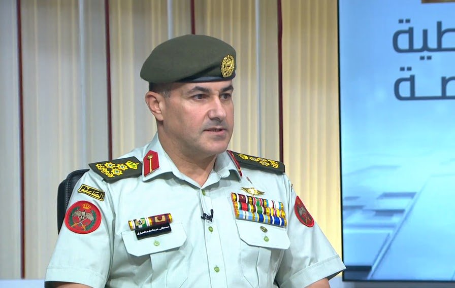 مدير الإعلام العسكري : محيط المستشفى الميداني الأردني غزة76 يتعرض لقصف مستمر والطرق إليه مقطوعة الآن