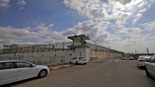 هيئة فلسطينية: قائمة إسرائيل لأسماء الأسرى تضم نساء أمضين سنوات طويلة في السجن