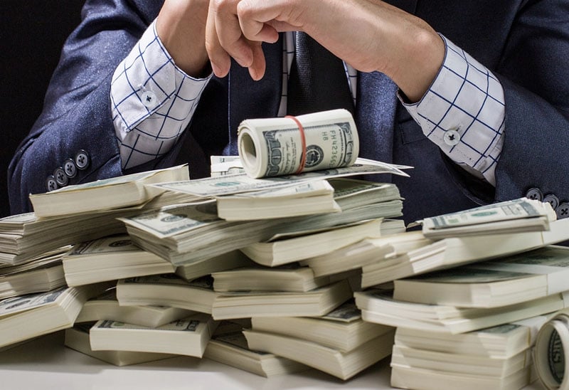 استقرار الدولار والين يتأرجح