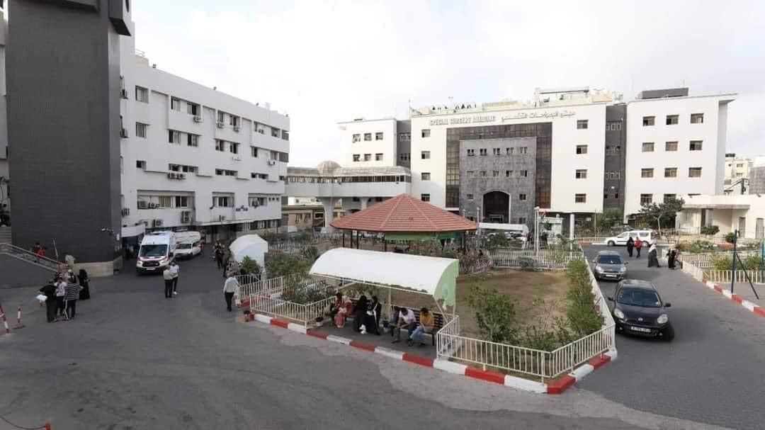 الاحتلال يعد لإخلاء العالقين بمستشفى الشفاء قسريا
