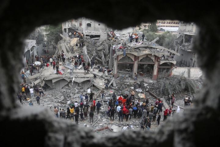 الأونروا : مقتل 108 من موظفينا في غزة