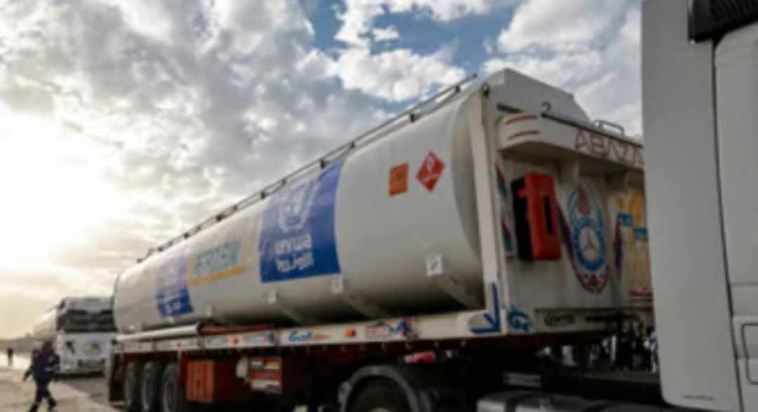 130 ألف لتر من الديزل ستُسلم يوميا لغزة عندما تبدأ الهدنة