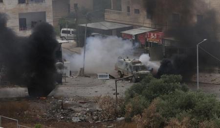ارتقاء 5 فلسطينيين في الضفة والاحتلال يتوغل في جنين