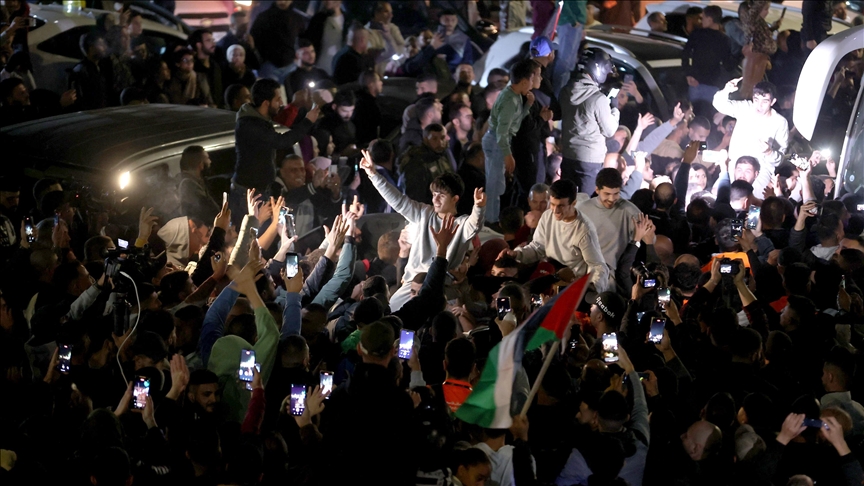 33 طفلا فلسطينيا محررا بالجولة الثانية من صفقة التبادل مع إسرائيل