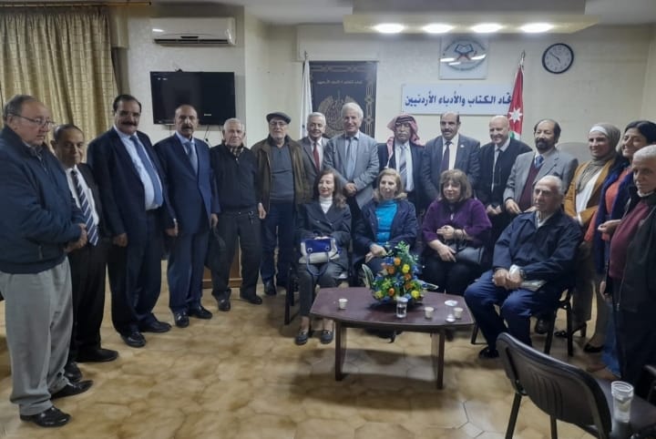 وهيب يحاضر عن  (غزة هاشم عبر التاريخ) في اتحاد الكتاب ...صور