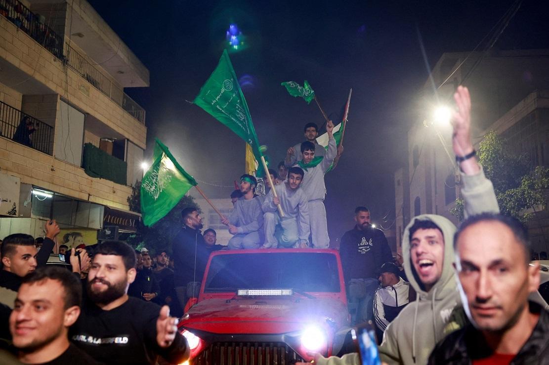 ذي إنترسبت: إسرائيل تروج لسردية خبيثة عن السجناء الفلسطينيين