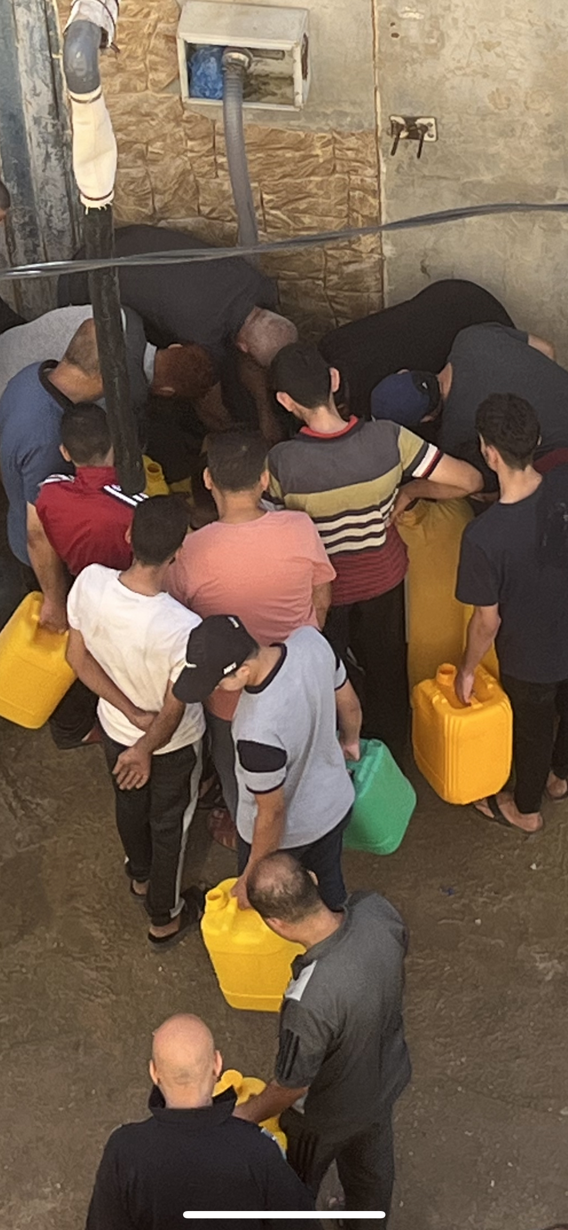 غزة.. أزمة إنسانية تتفاقم مع شح المياه الصالحة