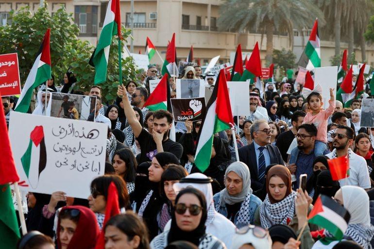 صحيفة : الحرب على غزة تعقد جهود واشنطن لتوسيع التطبيع مع إسرائيل