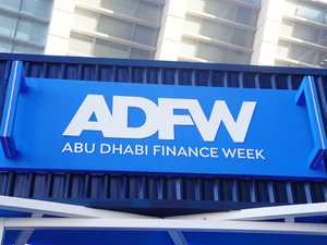 بأسبوع.. 14 شركة بقيمة 450 مليار دولار اتخذت من أبوظبي مقرا