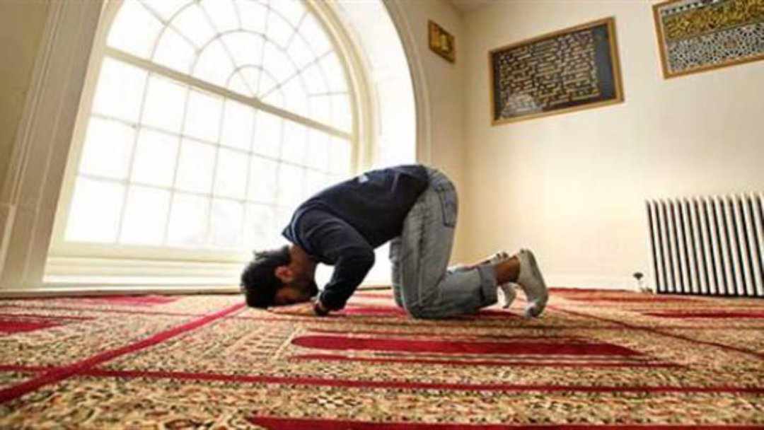 هل تجوز الصلاة وقت رفع الأذان.... تفاصيل