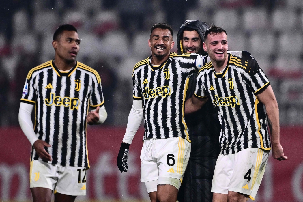 يوفنتوس يتصدر الدوري الإيطالي بفوز في الوقت القاتل على مونزا