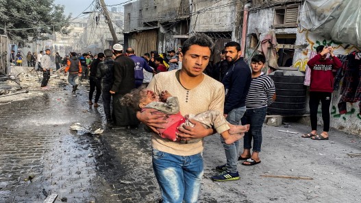 200 شهيد على الأقل بقصف إسرائيلي منذ انتهاء الهدنة في قطاع غزة