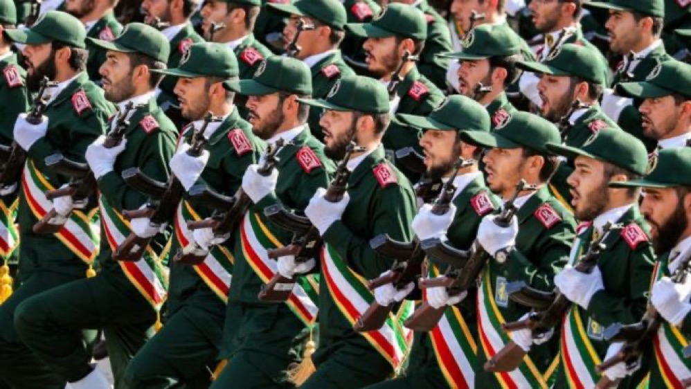 إيران تعلن مقتل 2 من مستشاري الحرس الثوري في قصف إسرائيلي على سوريا