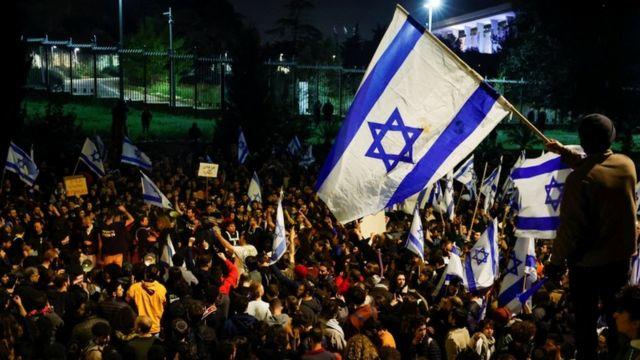 مظاهرات في تل ابيب احتجاجاَ على وقف المفاوضات