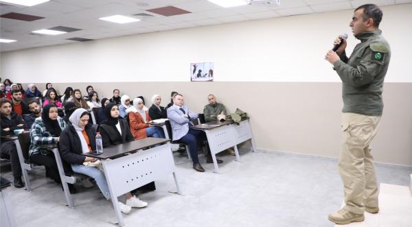 دور الأسرة في تماسك المجتمع… محاضرة للسلم المجتمعي في الشرق الأوسط