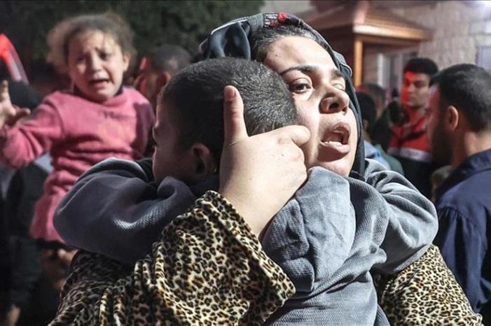 شهداء وجرحى في قصف على خان يونس ودير البلح