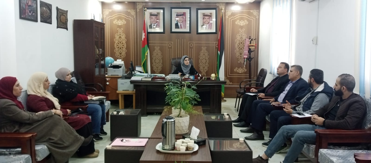 الطلافحة تترأس اجتماعًا لفريق مبادرة (لمدرستي أنتمي)