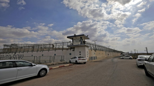 هيئة الأسرى الفلسطينيين: سلطات الاحتلال الإسرائيلي حولت سجونها إلى مقابر أحياء
