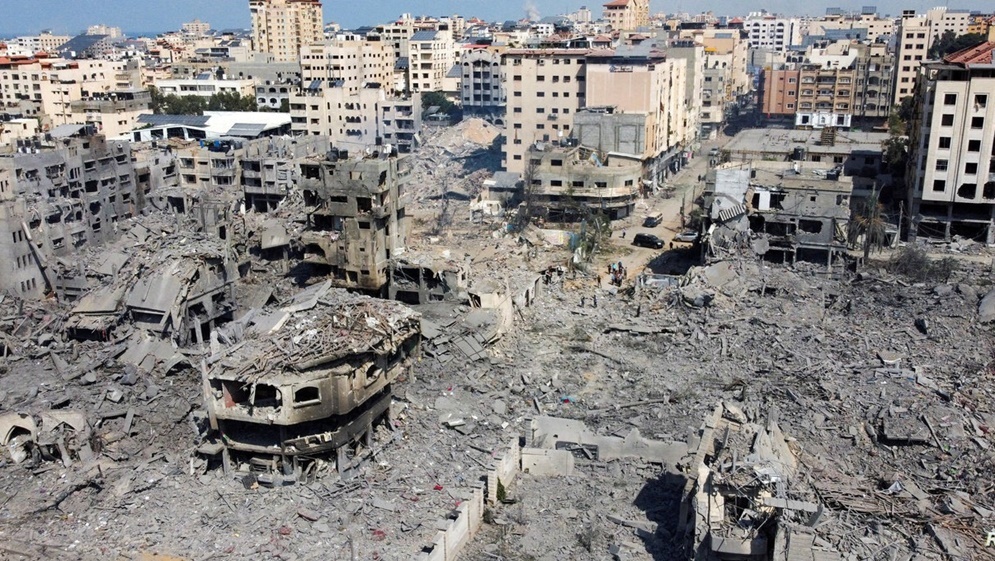 عاجل ...20 شهيدا على الأقل بقصف الاحتلال الإسرائيلي وسط وجنوب غزة