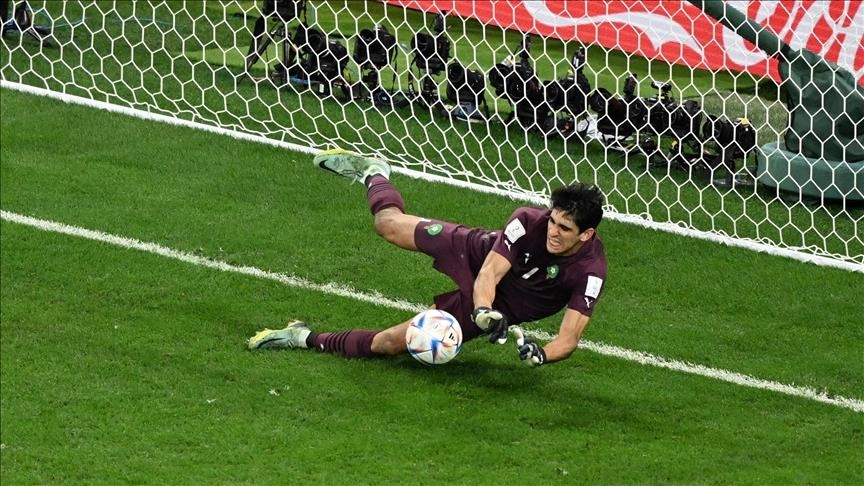 ياسين بونو أفضل حارس مرمى في إفريقيا 2023