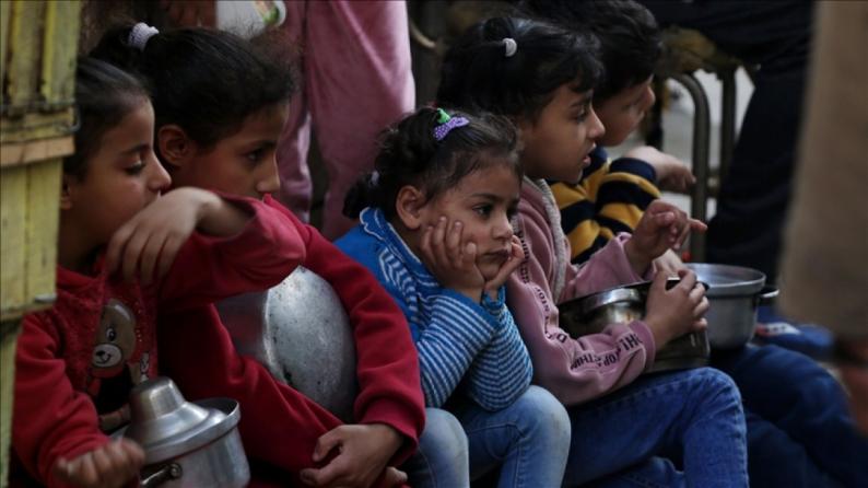 يا أطفال غزة الرجال..  يا أطفال فلسطين الكبار
