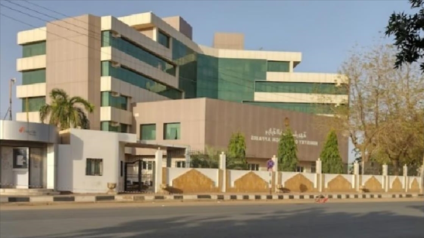 السودان يطلب من 3 دبلوماسيين تشاديين مغادرة البلاد