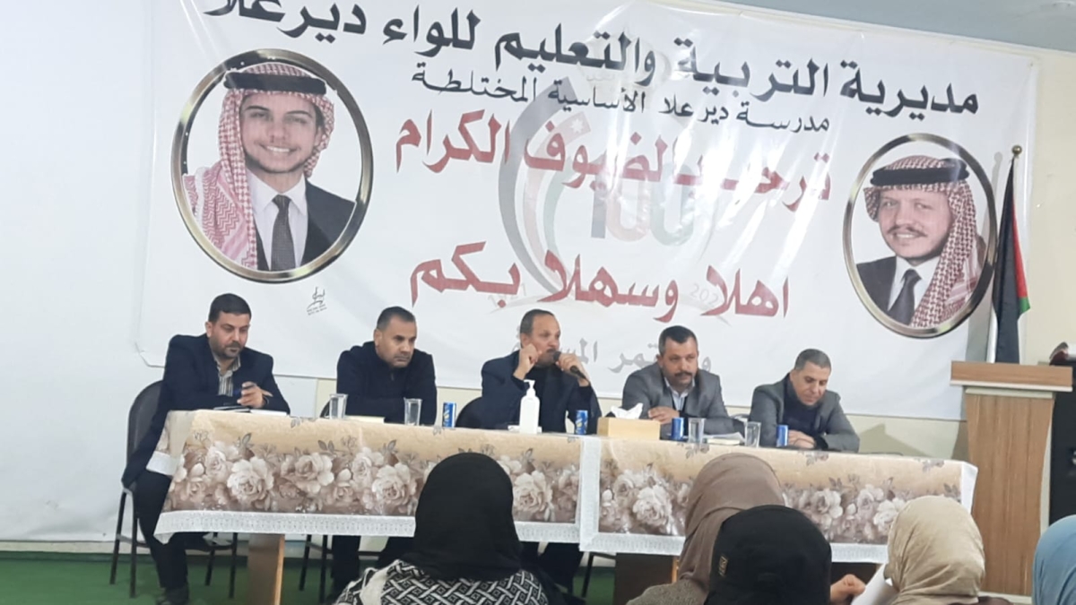 الرحامنة يلتقي المراقبات المشاركات في امتحان الثانوية العامة الدورة التكميلية 2023