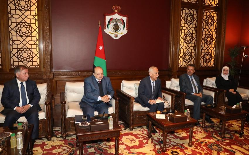 العيسوي يلتقي شيوخ ووجهاء من عشائر بني خالد ومحافظة معان