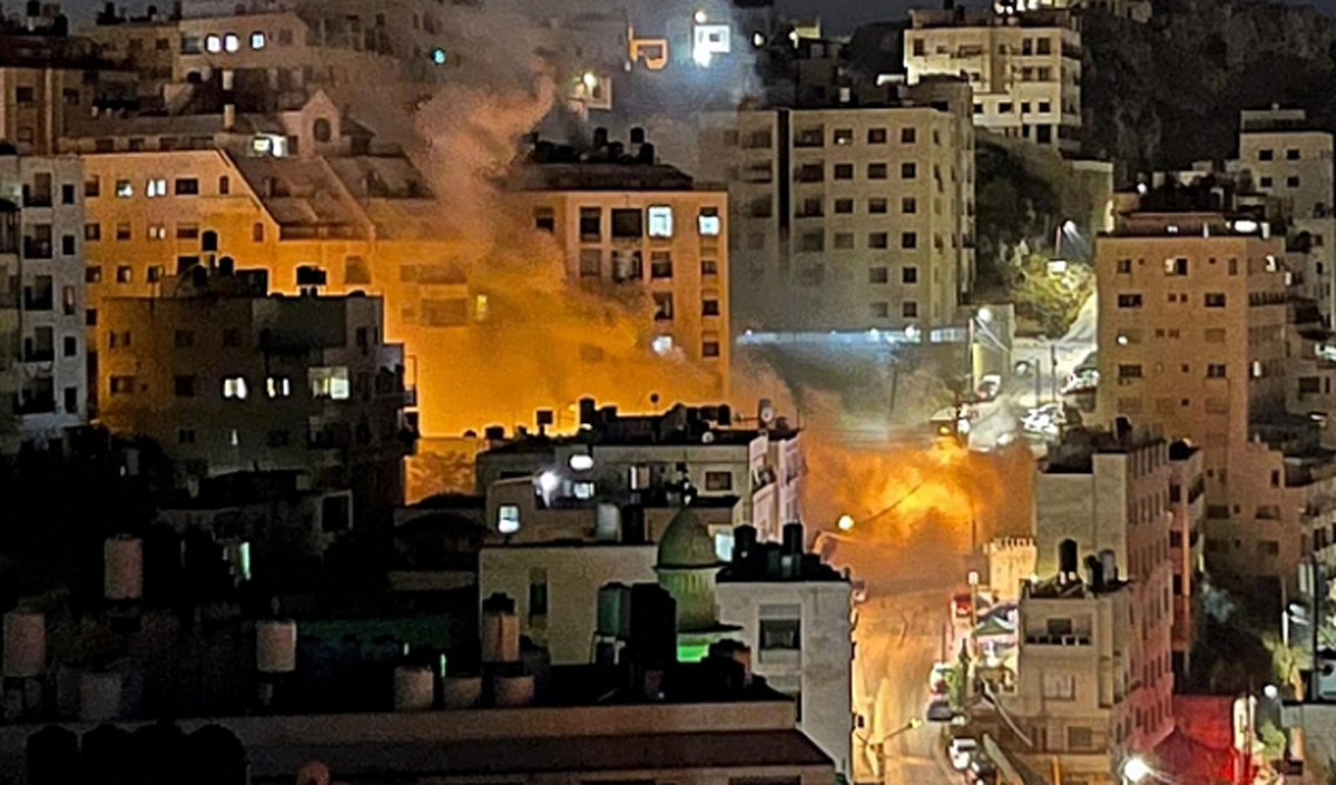 الاحتلال يفجر منزلا في عقربا جنوب نابلس