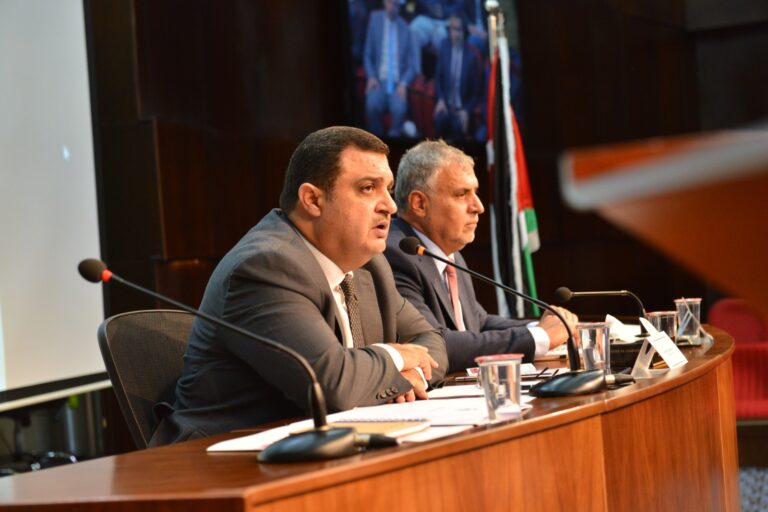 الوزير الخريشا : المستقبل للعمل السياسي المنظم والانخراط بالحياة الحزبية