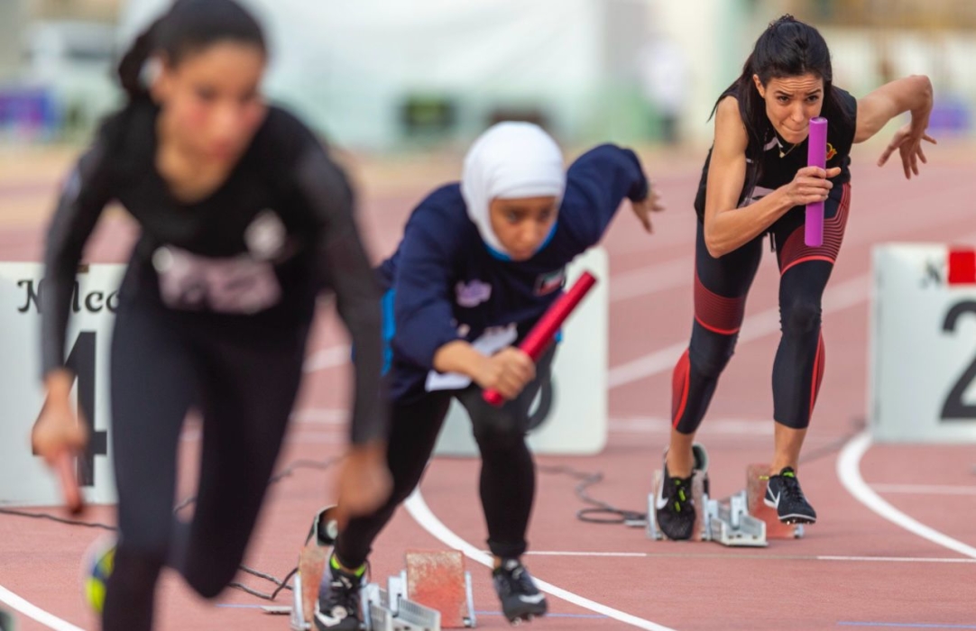 عربية السيدات ترفع شعار لكل بطلة حكاية ترويها الملاعب