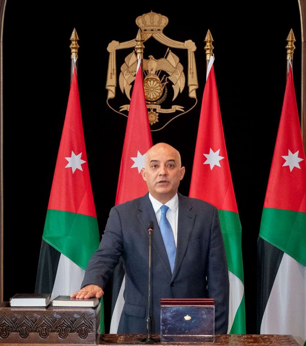 وزير الاتصال الحكومي: وصول أول شاحنة مساعدات أردنية إلى غزة عبر جسر الملك حسين ومن ثم معبر كرم أبوسالم
