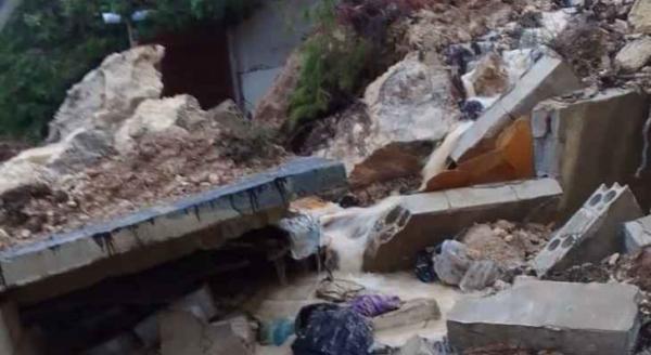 وفاة 4 أطفال سوريين بانهيار غرفة نتيجة الأمطار شمال لبنان