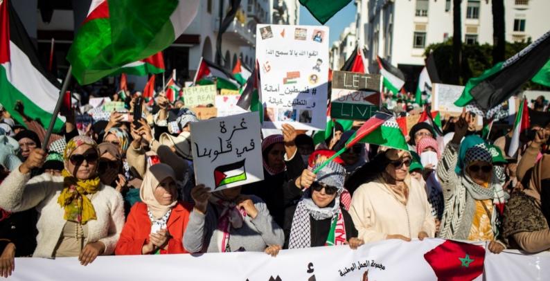 مظاهرة ضخمة في المغرب رفضا للتطبيع ونصرة لغزة