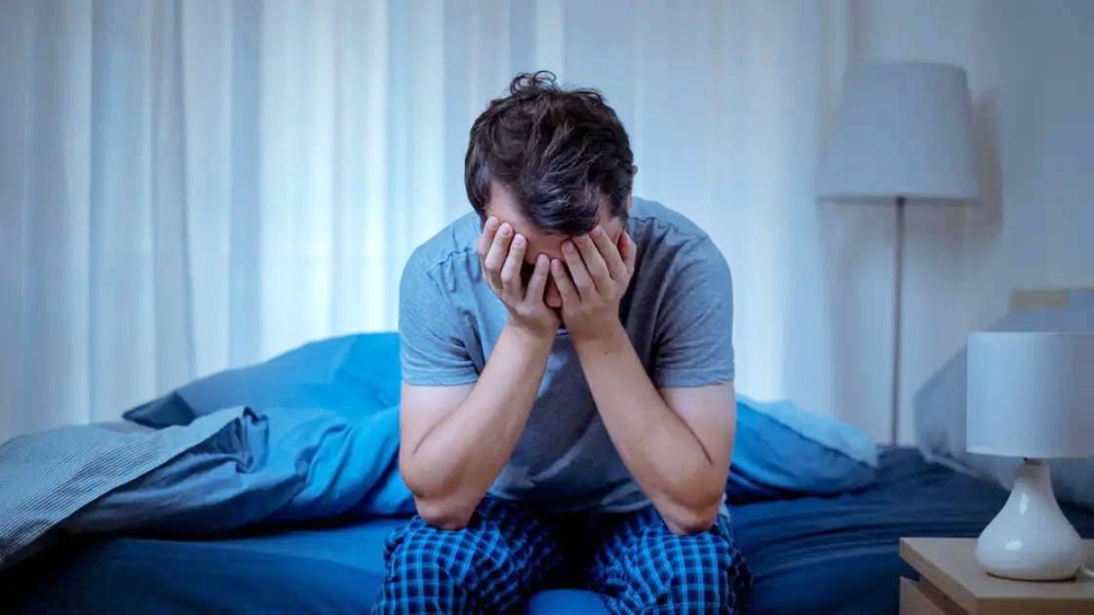 كيف يؤثر التوتر على نومك وصحتك ؟