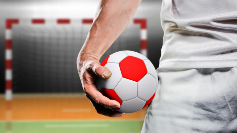 منتخب اليد يلتقي نظيره العُماني في 3 مباريات ودية