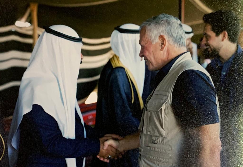 العقار يهنئ الملك وولي العهد برأس السنه الميلادية