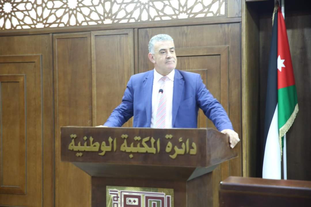 تخريج الفوج السادس من متدربي القطاع العام والجامعات في المكتبة الوطنية ...صور