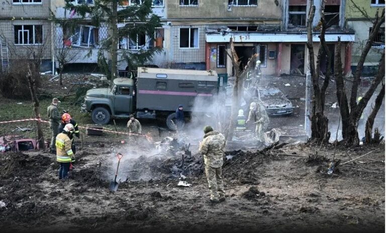 روسيا تٌسقط 32 طائرة أوكرانية بعد أكبر هجوم لها منذ اندلاع الحرب