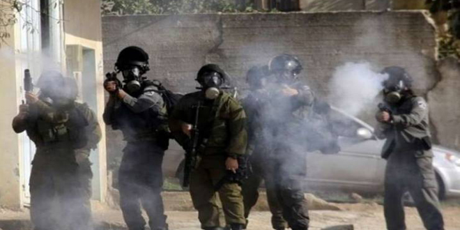 إصابة عشرات الفلسطينيين جراء اعتداء قوات الاحتلال عليهم في بيت عوا