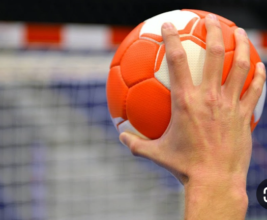 منتخب كرة القدم يبدأ رحلة البحث عن انجاز في كأس آسيا