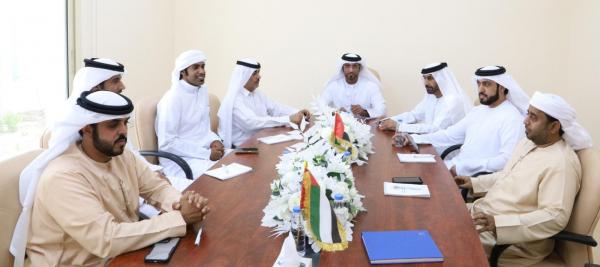 الشارقة لسباقات الهجن يبحث خططه للموسم الجديد