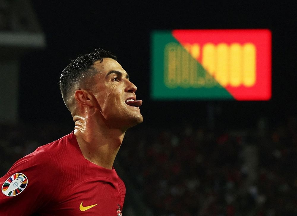 كريستيانو رونالدو يفوز بجائزة مارادونا.. كأفضل هداف لعام 2023