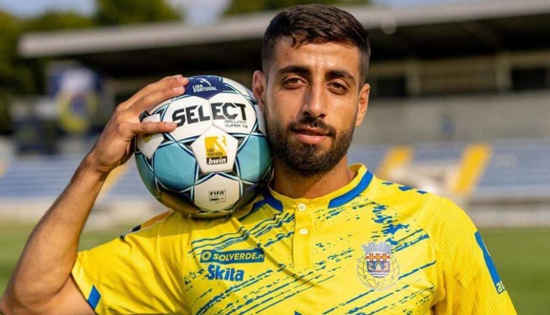 محترف بصفوف تشارلروا البلجيكي.. عدي الدباغ قائد أحلام منتخب فلسطين في كأس آسيا 2023