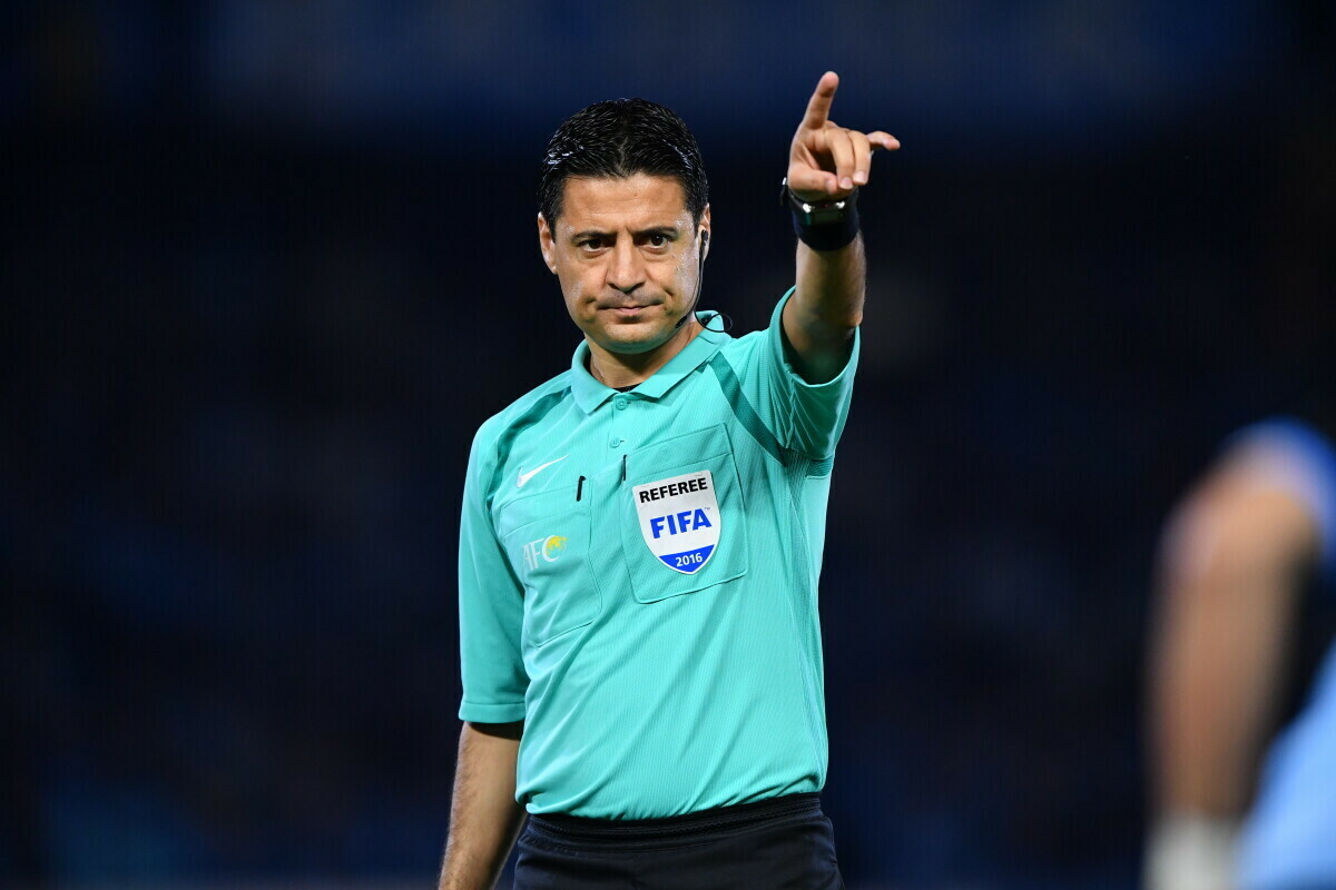 الكشف عن طاقم تحكيم المباراة الافتتاحية لكأس آسيا بين قطر ولبنان