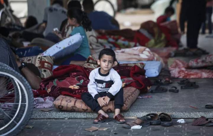 الاحتلال يواصل جريمة الإبادة الجماعية بقطاع غزة