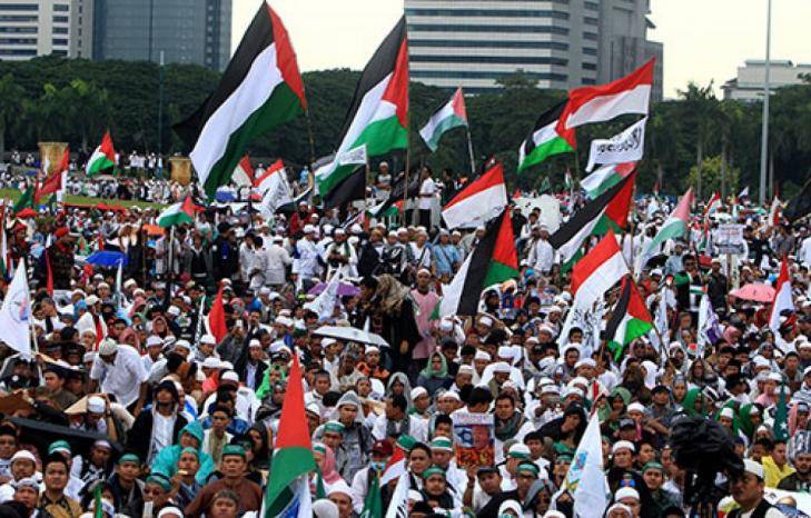 تظاهرة حاشدة أمام سفارة الاحتلال في فنلندا